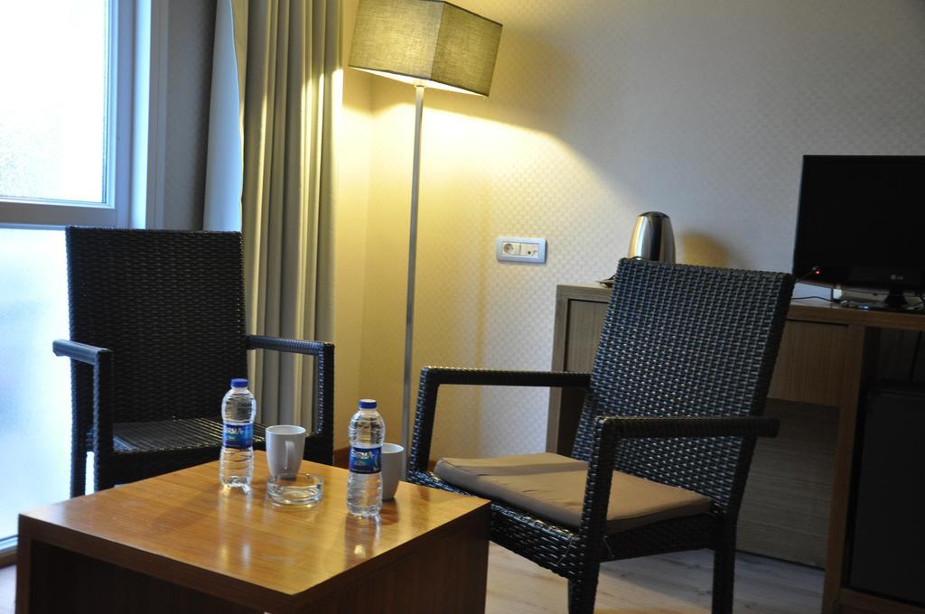 Island Hotel Istanbul Exterior foto